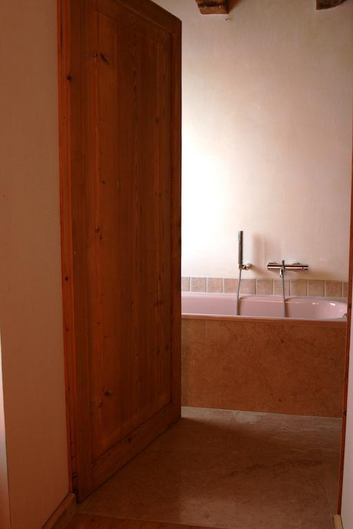La Maison Lion Cesiomaggiore Номер фото
